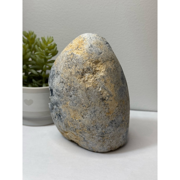 Over 3lb Celestite Freeform/Egg - Picture 4 of 8